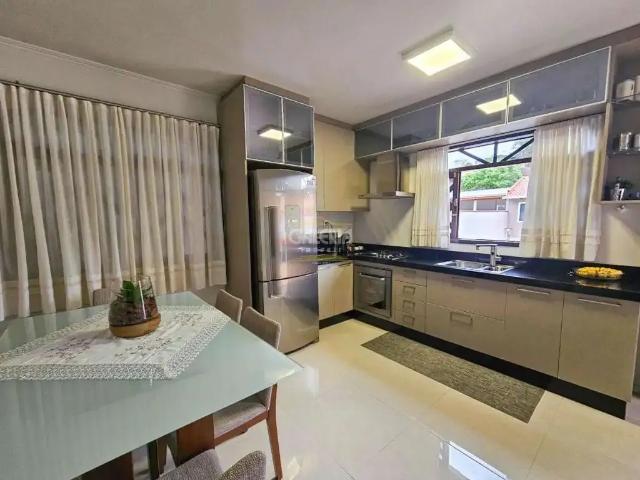 Casa / Sobrado para Venda em Joinville/SC Nova Brasília 3 Quartos
