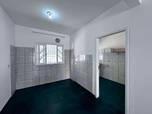 Casa / Sobrado para Venda em Joinville/SC Nova Brasília 3 Quartos