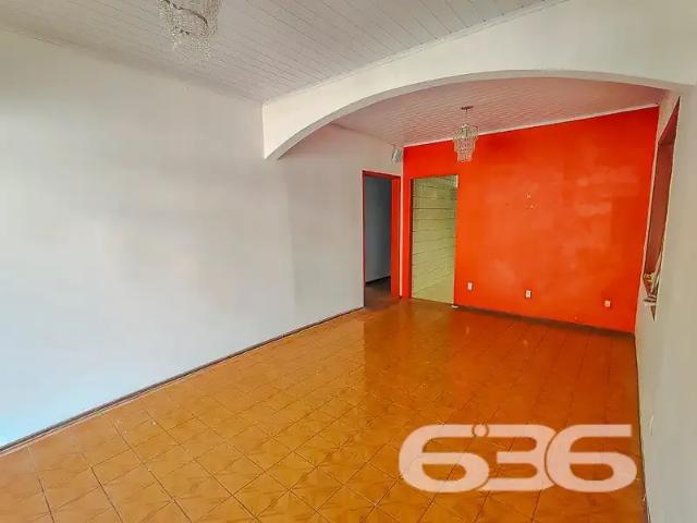 Casa / Sobrado para Venda em Joinville/SC Nova Brasília 4 Quartos