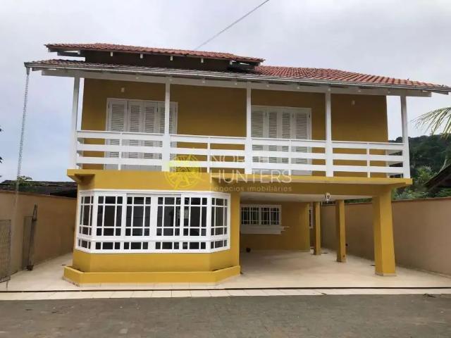 Casa / Sobrado para Venda em Joinville/SC Nova Brasília 4 Quartos