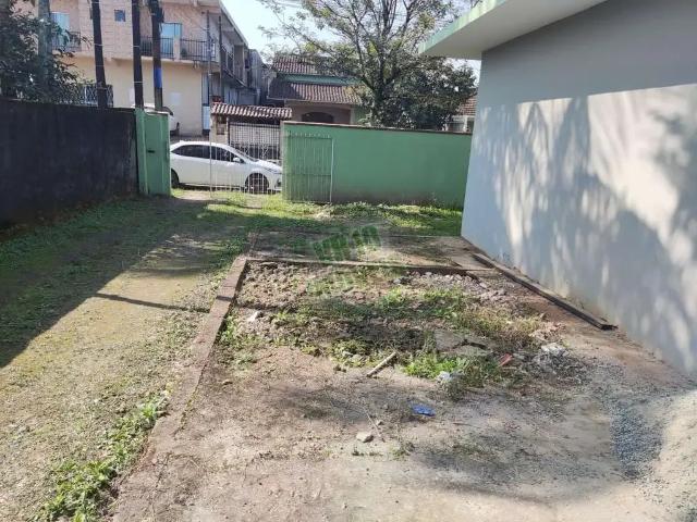 Casa / Sobrado para Venda em Joinville/SC Paranaguamirim 1 Quartos