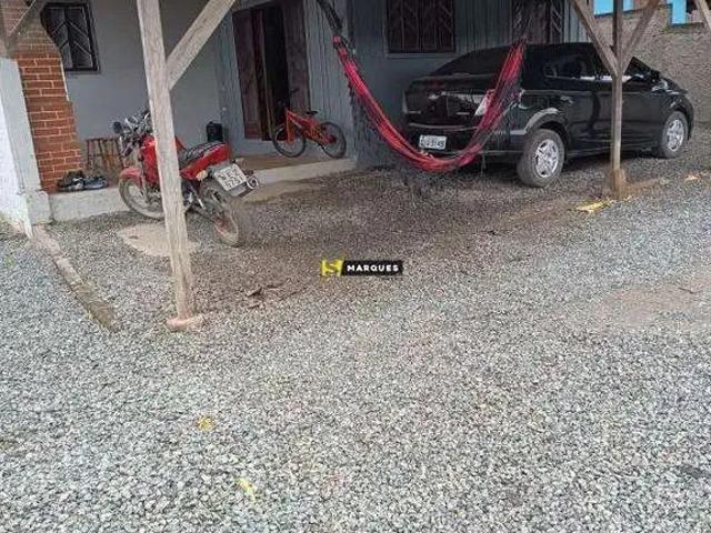 Casa / Sobrado para Venda em Joinville/SC Paranaguamirim 2 Quartos