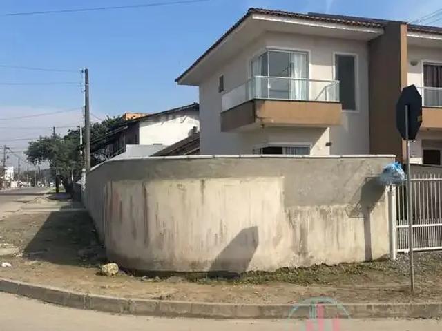Casa / Sobrado para Venda em Joinville/SC Paranaguamirim 2 Quartos