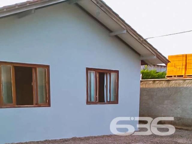 Casa / Sobrado para Venda em Joinville/SC Paranaguamirim 2 Quartos