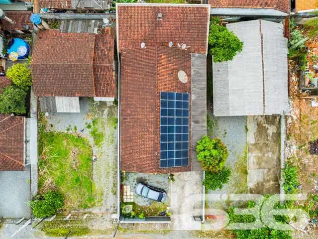 Casa / Sobrado para Venda em Joinville/SC Paranaguamirim 3 Quartos
