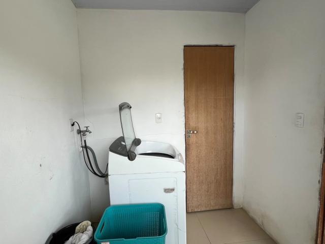 Casa / Sobrado para Venda em Joinville/SC Paranaguamirim 3 Quartos