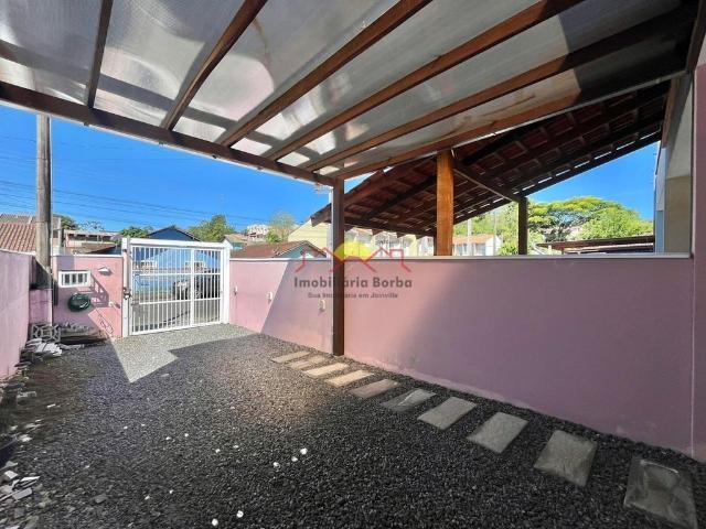 Casa / Sobrado para Venda em Joinville/SC Paranaguamirim 3 Quartos
