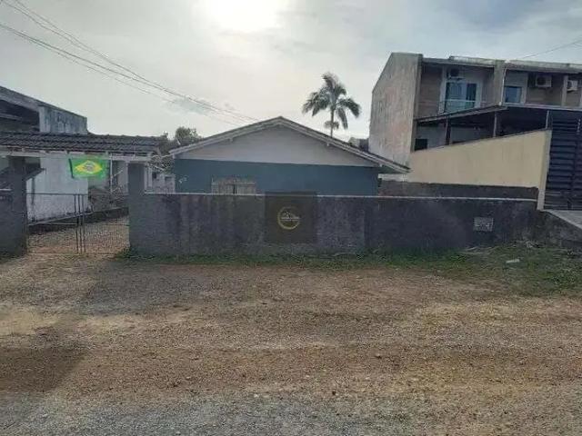 Casa / Sobrado para Venda em Joinville/SC Petrópolis 3 Quartos
