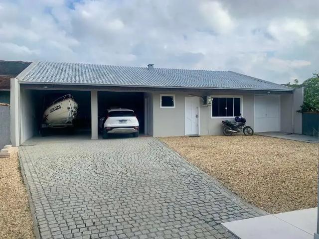 Casa / Sobrado para Venda em Joinville/SC Petrópolis 3 Quartos