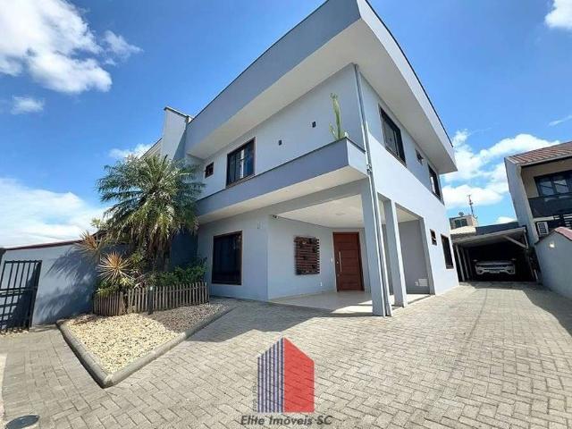 Casa / Sobrado para Venda em Joinville/SC Petrópolis 3 Quartos