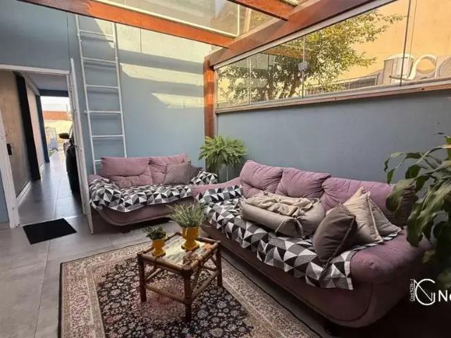 Casa / Sobrado para Venda em Joinville/SC Petrópolis 4 Quartos