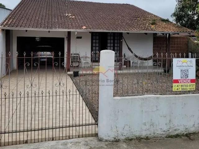 Casa / Sobrado para Venda em Joinville/SC Petrópolis 4 Quartos