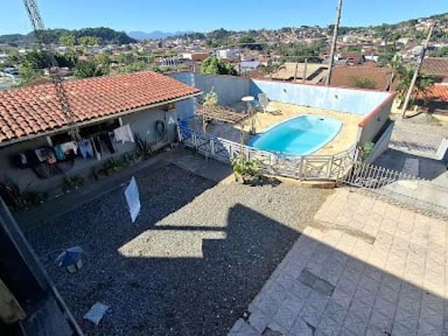Casa / Sobrado para Venda em Joinville/SC Petrópolis 4 Quartos