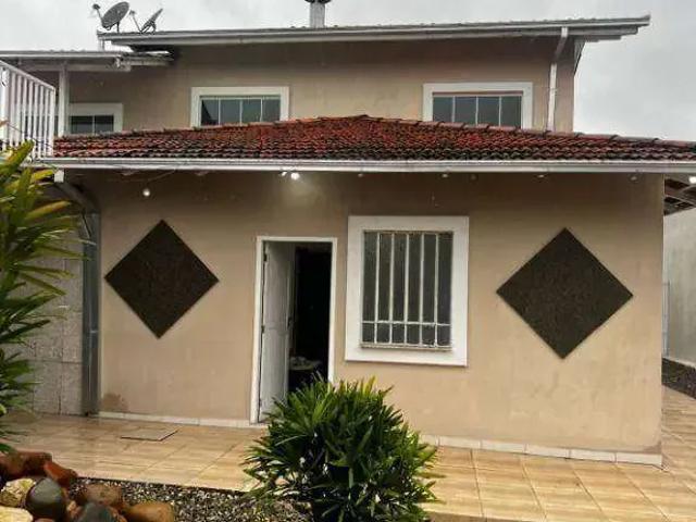 Casa / Sobrado para Venda em Joinville/SC Petrópolis 6 Quartos