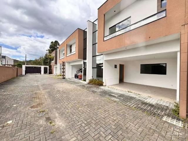 Casa / Sobrado para Venda em Joinville/SC São Marcos 3 Quartos