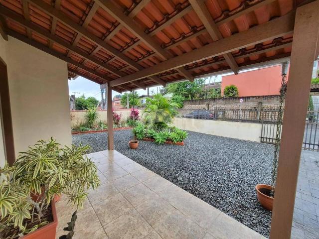 Casa / Sobrado para Venda em Joinville/SC Santa Catarina 2 Quartos