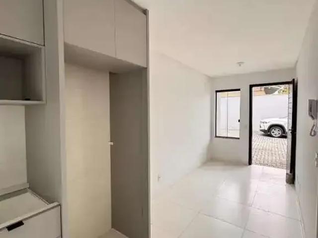 Casa / Sobrado para Venda em Joinville/SC Santa Catarina 3 Quartos
