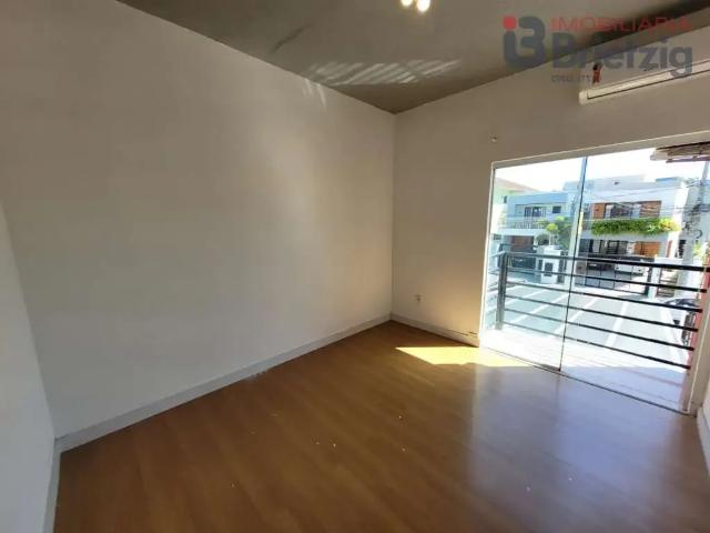 Casa / Sobrado para Venda em Joinville/SC Santo Antônio 2 Quartos