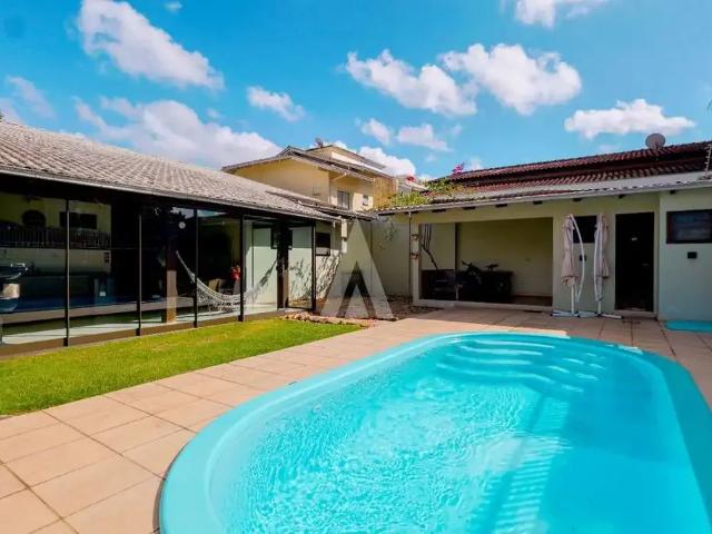 Casa / Sobrado para Venda em Joinville/SC Santo Antônio 3 Quartos