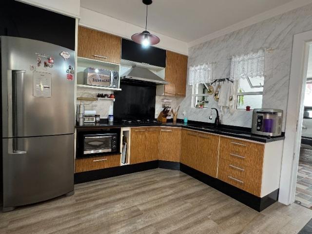 Casa / Sobrado para Venda em Joinville/SC Santo Antônio 3 Quartos