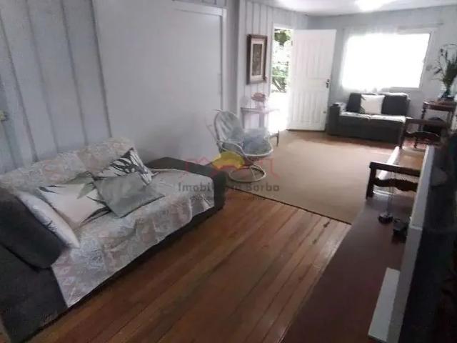 Casa / Sobrado para Venda em Joinville/SC Santo Antônio 4 Quartos