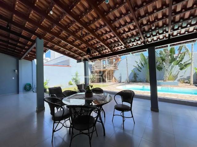 Casa / Sobrado para Venda em Joinville/SC Santo Antônio 3 Quartos
