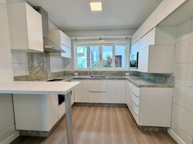 Casa / Sobrado para Venda em Joinville/SC Santo Antônio 3 Quartos