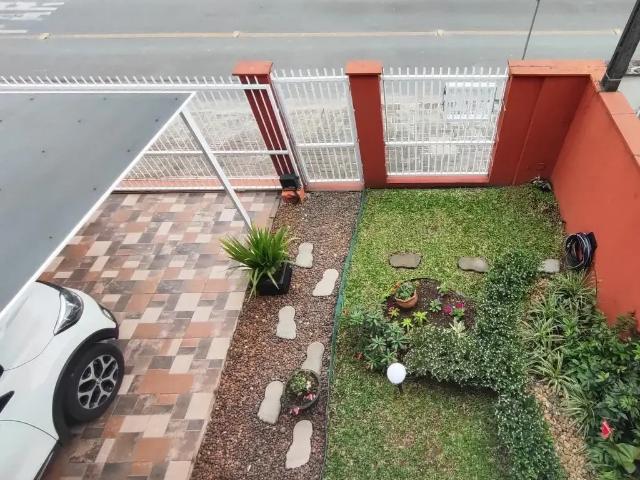 Casa / Sobrado para Venda em Joinville/SC Santo Antônio 3 Quartos