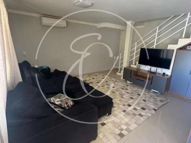 Casa / Sobrado para Venda em Joinville/SC Santo Antônio 3 Quartos
