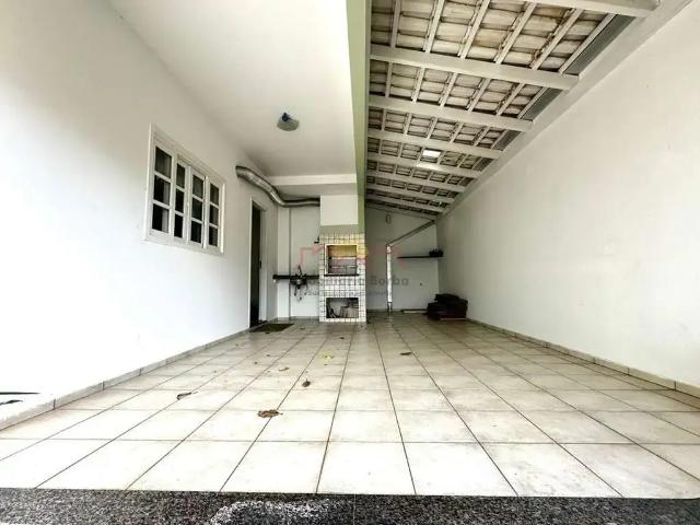 Casa / Sobrado para Venda em Joinville/SC Santo Antônio 3 Quartos