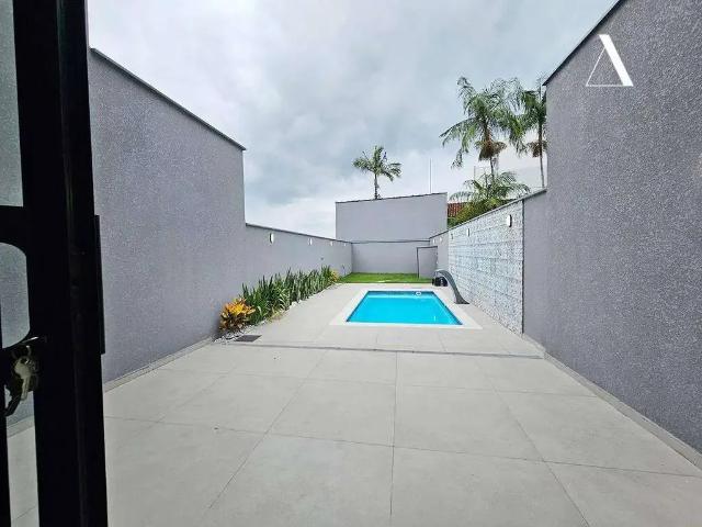 Casa / Sobrado para Venda em Joinville/SC Santo Antônio 3 Quartos