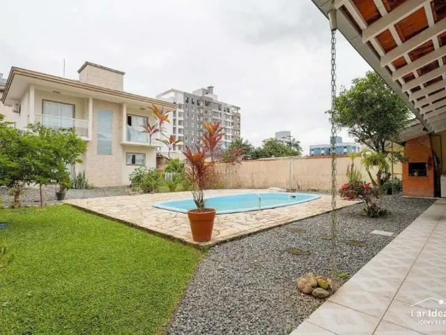 Casa / Sobrado para Venda em Joinville/SC Santo Antônio 3 Quartos