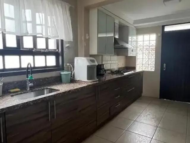 Casa / Sobrado para Venda em Joinville/SC Santo Antônio 4 Quartos