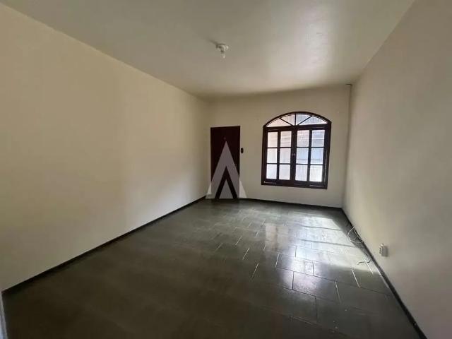 Casa / Sobrado para Venda em Joinville/SC Santo Antônio 4 Quartos