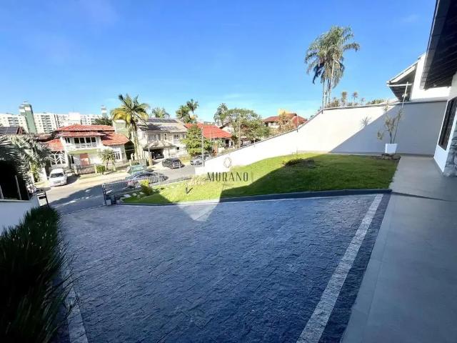 Casa / Sobrado para Venda em Joinville/SC Santo Antônio 4 Quartos