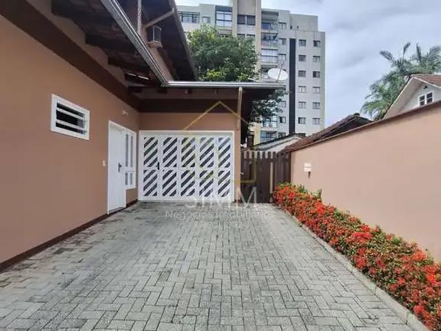 Casa / Sobrado para Venda em Joinville/SC Santo Antônio 4 Quartos