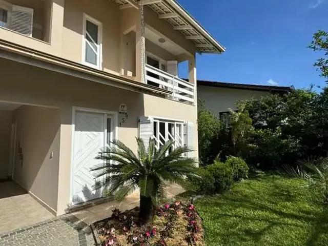 Casa / Sobrado para Venda em Joinville/SC Santo Antônio 5 Quartos