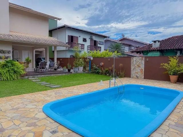 Casa / Sobrado para Venda em Joinville/SC Santo Antônio 5 Quartos