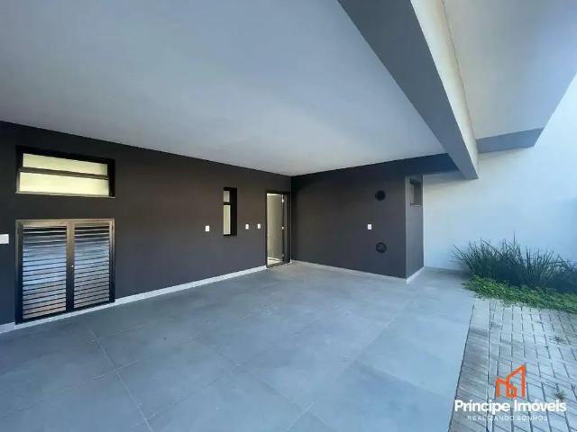 Casa / Sobrado para Venda em Joinville/SC Saguaçu 3 Quartos