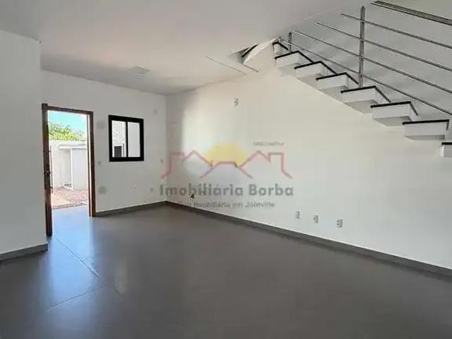 Casa / Sobrado para Venda em Joinville/SC Saguaçu 3 Quartos