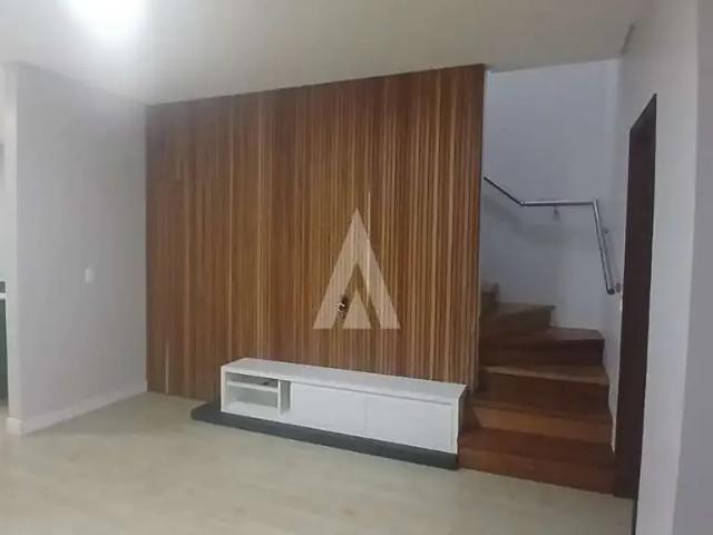 Casa / Sobrado para Venda em Joinville/SC Saguaçu 3 Quartos