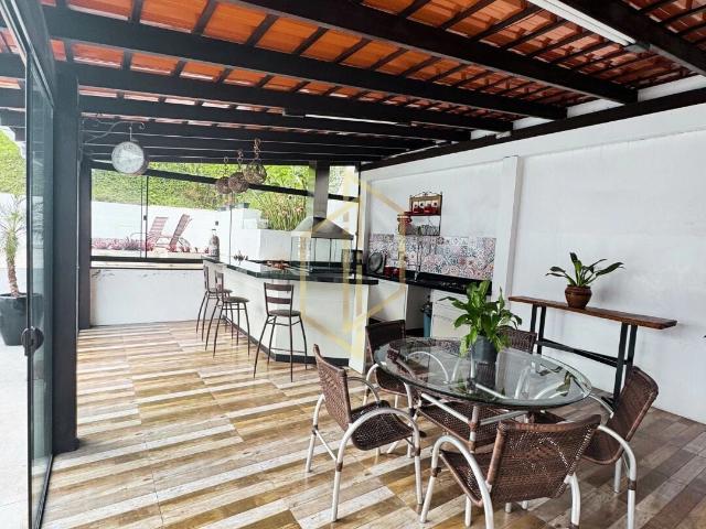 Casa / Sobrado para Venda em Joinville/SC Saguaçu 3 Quartos