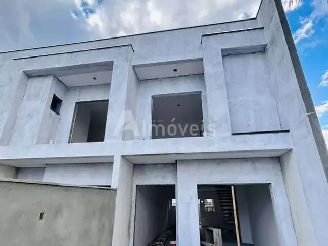 Casa / Sobrado para Venda em Joinville/SC Saguaçu 3 Quartos