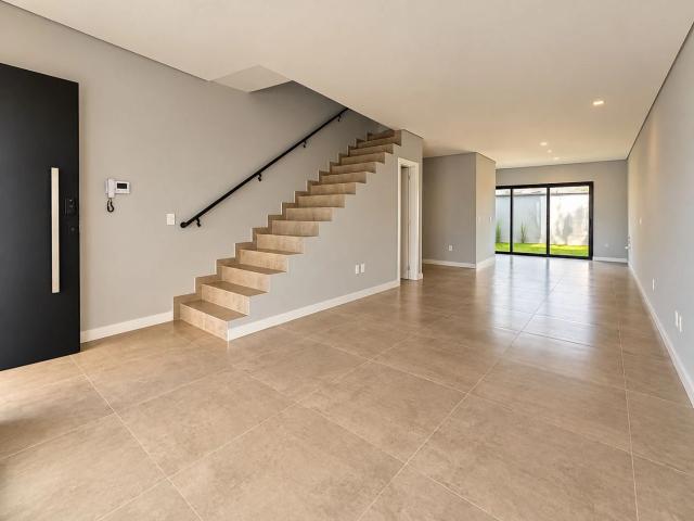 Casa / Sobrado para Venda em Joinville/SC Saguaçu 3 Quartos