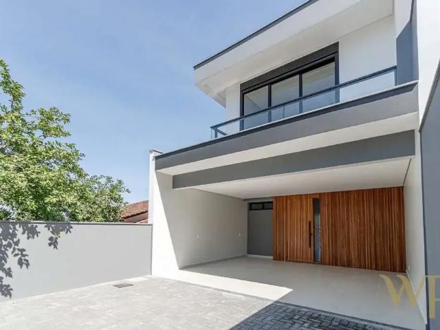 Casa / Sobrado para Venda em Joinville/SC Saguaçu 3 Quartos