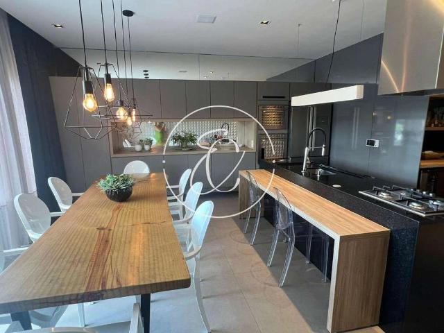 Casa / Sobrado para Venda em Joinville/SC Saguaçu 3 Quartos