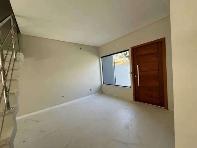Casa / Sobrado para Venda em Joinville/SC Saguaçu 3 Quartos