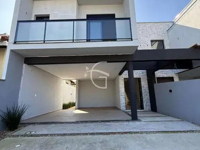 Casa / Sobrado para Venda em Joinville/SC Saguaçu 3 Quartos
