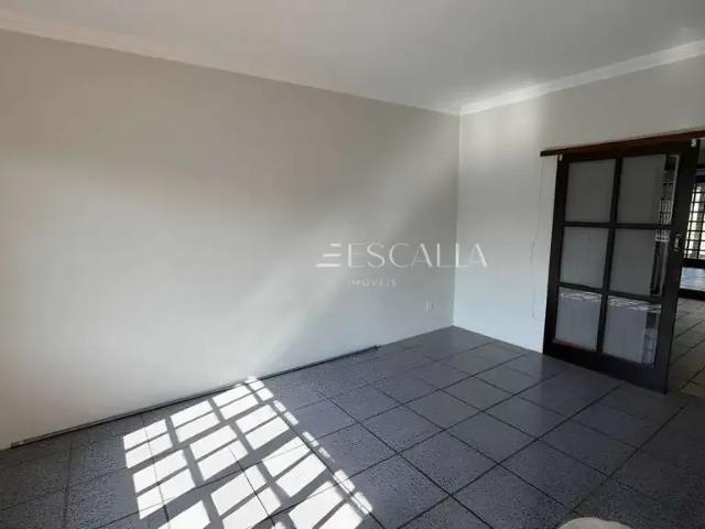 Casa / Sobrado para Venda em Joinville/SC Saguaçu 3 Quartos