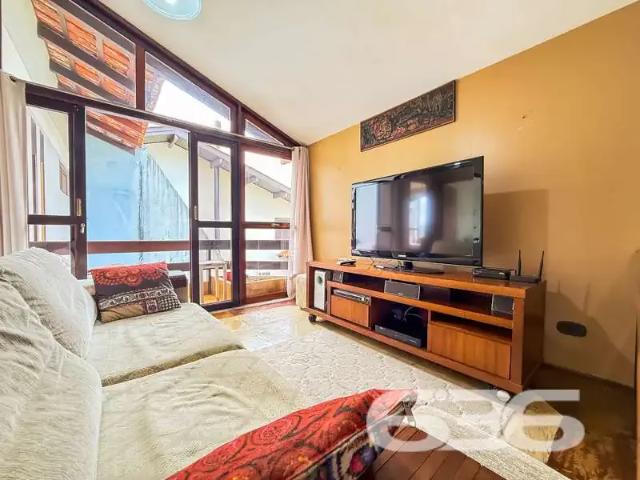 Casa / Sobrado para Venda em Joinville/SC Saguaçu 3 Quartos